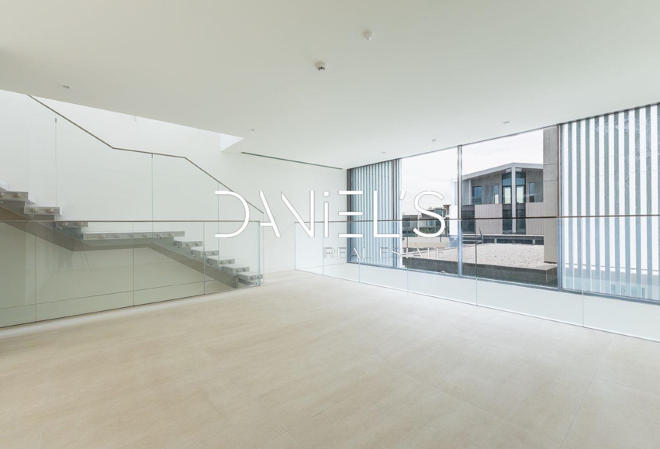 3 Beds + Maid | G+2 | Burj View | Move-in Ready photo 8