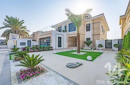 Villa - 5 Bedrooms - 7 Bathrooms for sale in Garden Homes Frond O - Garden Homes - Palm Jumeirah - Dubai