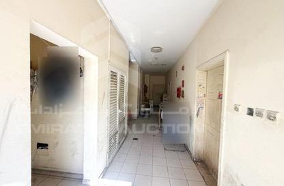 عمارة بالكامل - استوديو - 1 حمام للبيع في سوق الكبير 1 - السوق الكبير - بر دبي - دبي