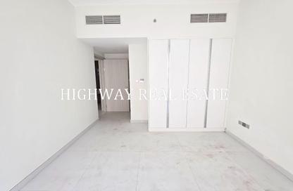 Apartment - 2 - 3 for rent in Muwaileh 29 Building - Muwaileh - Sharjah