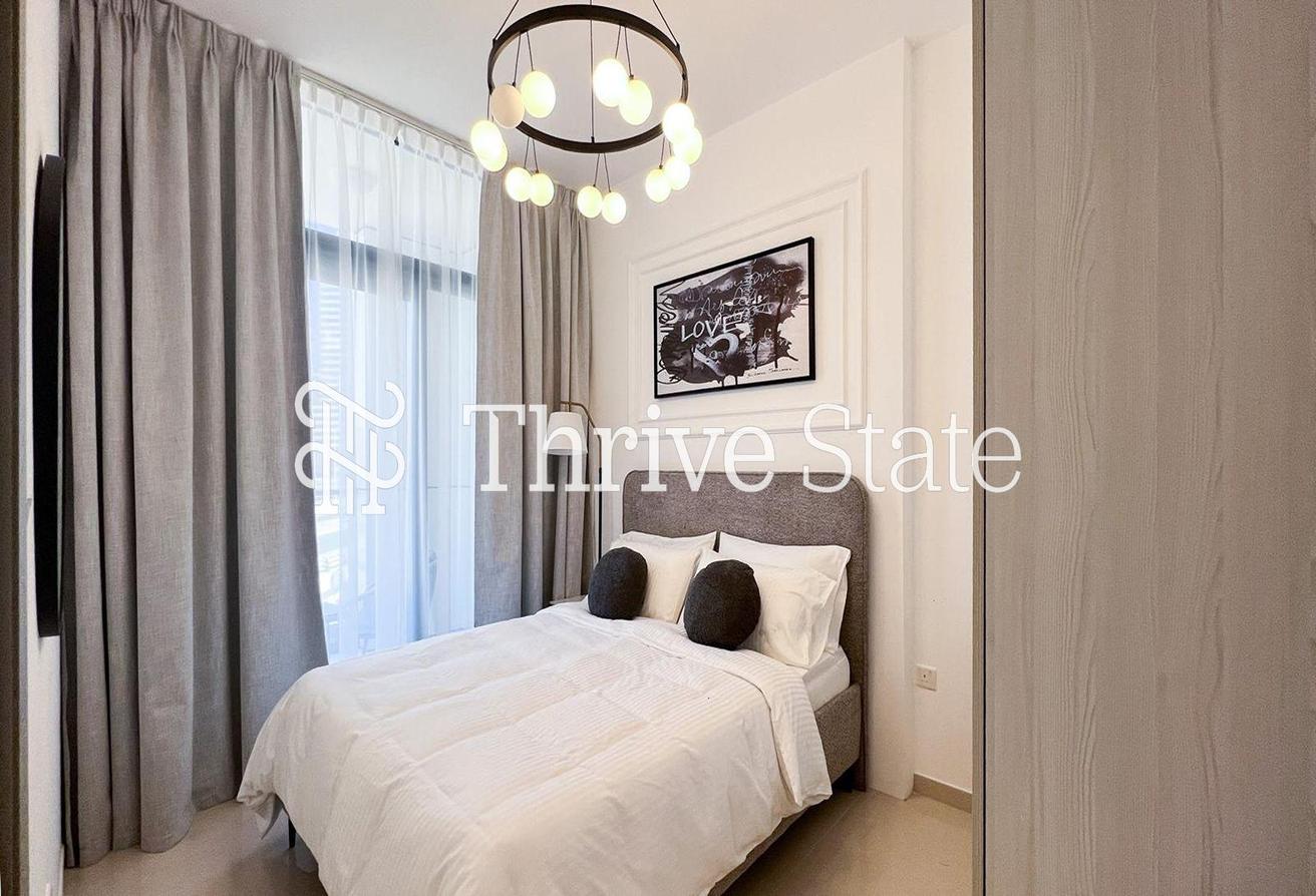 Fully Furnished | Vacant Now | 4 Cheques photo 7