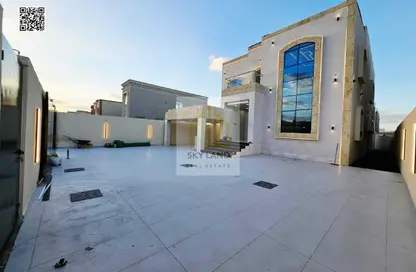 Villa - 5 Bedrooms - 7 Bathrooms for sale in Al Mowaihat 1 - Al Mowaihat - Ajman
