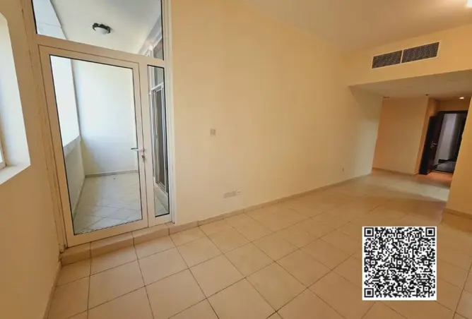71121867 - Property Image 2