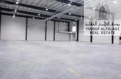 Warehouse - Studio - 4 Bathrooms for sale in Umm Al Thuoob - Umm Al Quwain