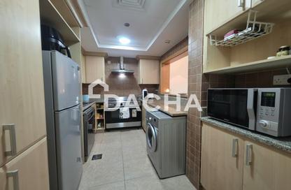 Apartment - 2 Bedrooms - 3 Bathrooms for sale in Al Khushkar - Shoreline Apartments - Palm Jumeirah - Dubai