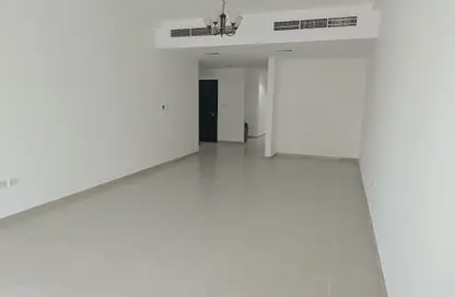 شقة - غرفة نوم - 2 حمامات للايجار في الخيل هايتس 7A-7B - تلال الخيل - القوز - دبي