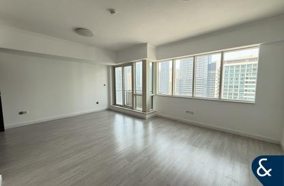 Apartment - 1 - 2 for rent in Al Majara 2 - Al Majara Towers - Dubai Marina - Dubai Apartment - 1 - 2 for rent in Al Majara 2 - Al Majara Towers - Dubai Marina - Dubai