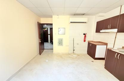 Apartment - Studio - 1 for rent in Fire Station Road - Muwaileh - Sharjah Apartment - Studio - 1 for rent in Fire Station Road - Muwaileh - Sharjah