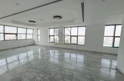 Apartment - 3 - 5 for rent in Al Majaz 3 - Al Majaz - Sharjah