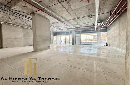 Retail - Studio - 1 Bathroom for rent in Sama Al Jaddaf - Al Jaddaf - Dubai