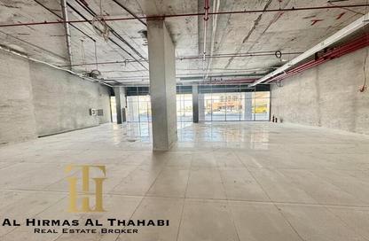Retail - Studio - 1 Bathroom for rent in Sama Al Jaddaf - Al Jaddaf - Dubai