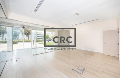 Retail - Studio for rent in Emaar Business Park Building 1 - Emaar Business Park - Sheikh Zayed Road - Dubai Retail - Studio for rent in Emaar Business Park Building 1 - Emaar Business Park - Sheikh Zayed Road - Dubai