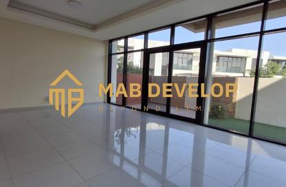 Townhouse - 3 - 4 for rent in Topanga - The Park Villas - Damac Hills - Dubai Townhouse - 3 - 4 for rent in Topanga - The Park Villas - Damac Hills - Dubai