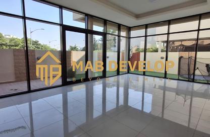 Townhouse - 3 - 4 for rent in Topanga - The Park Villas - Damac Hills - Dubai Townhouse - 3 - 4 for rent in Topanga - The Park Villas - Damac Hills - Dubai