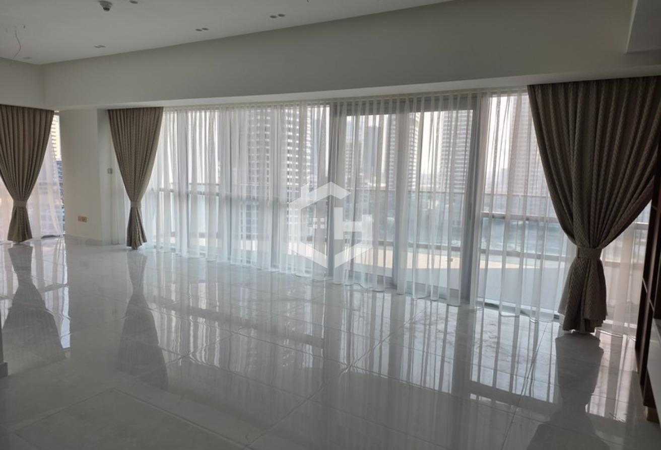 Exclusive | Full Marina View | Upgraded photo 4
