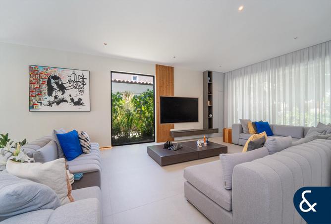 112731109 - Property Image 2