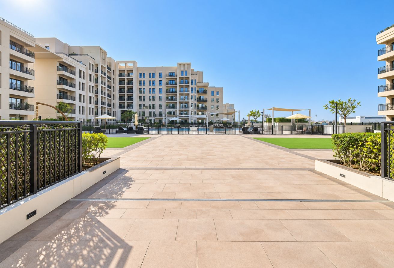 2 bedroom apartment in Hayat Boulevard 2A, Town Square: 16