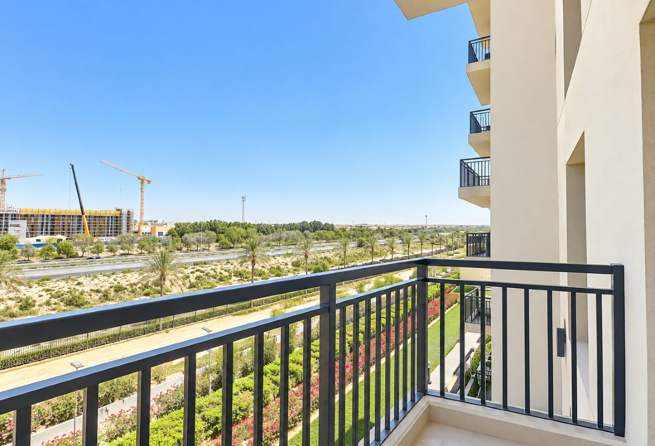 2 bedroom apartment in Hayat Boulevard 2A, Town Square: 13