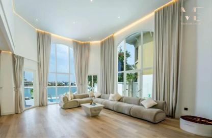 Villa - 4 Bedrooms - 5 Bathrooms for rent in Garden Homes Frond B - Garden Homes - Palm Jumeirah - Dubai