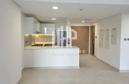 شقة - 2 غرف نوم - 2 حمامات للبيع في راديانت سكوير - مدينة الأضواء - جزيرة الريم - أبوظبي شقة - 2 غرف نوم - 2 حمامات للبيع في راديانت سكوير - مدينة الأضواء - جزيرة الريم - أبوظبي
