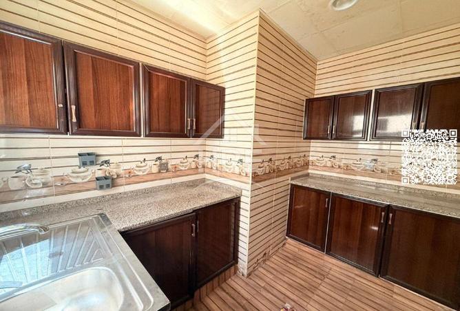 74623308 - Property Image 3