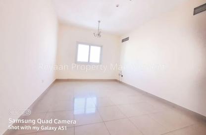 Apartment - 1 - 2 for rent in Ibtikar 1 - Al Majaz 2 - Al Majaz - Sharjah