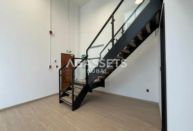 151366001 - Property Image 2
