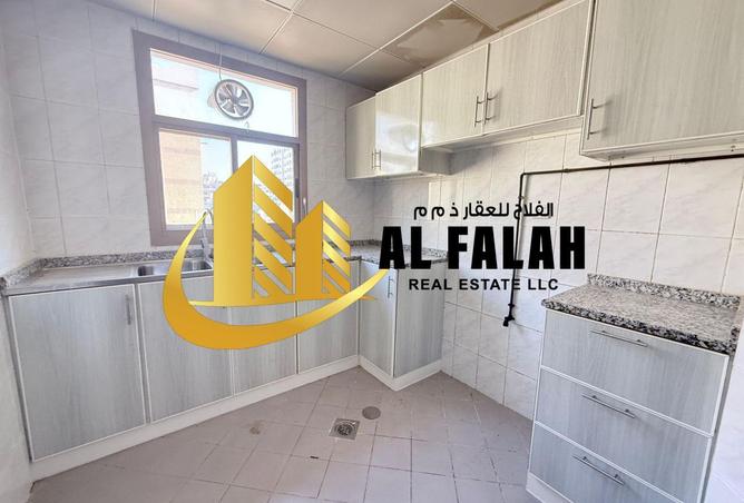 76181211 - Property Image 2