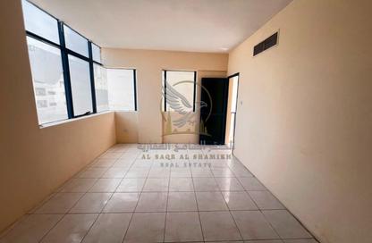 Apartment - 3 Bedrooms - 3 Bathrooms for rent in Al Majaz 1 - Al Majaz - Sharjah Apartment - 3 Bedrooms - 3 Bathrooms for rent in Al Majaz 1 - Al Majaz - Sharjah