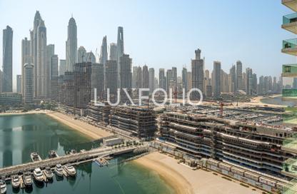 شقة - 1 - 1 للبيع في برج Marina Vista 1 - مارينا فيستا - إعمار بيتشفرونت - دبي هاربور - دبي