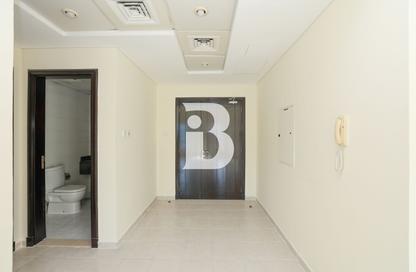 شقة - 2 غرف نوم - 3 حمامات للبيع في مبنى 158 - طراز حديث - ديسكفري جاردنز - دبي