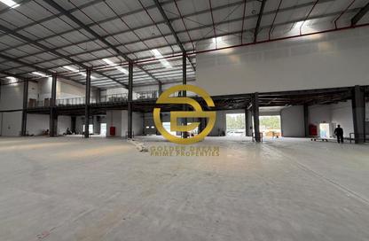 Warehouse - Studio for rent in Dubai Investment Park 1 (DIP 1) - Dubai Investment Park (DIP) - Dubai