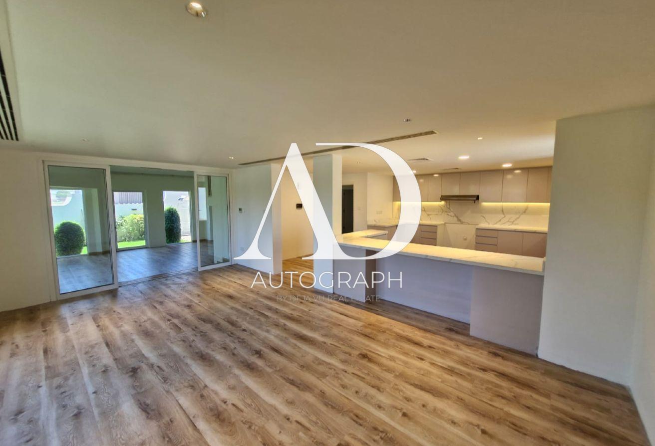 Luxury 5BR Villa in Private Garden Compound Villa photo 8