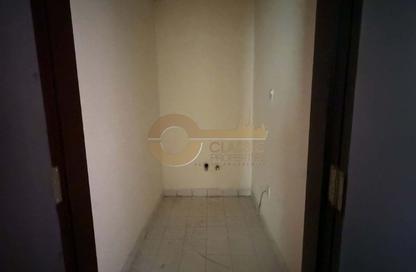 Apartment - 1 - 1 for rent in Mazaya 1 - Queue Point - Liwan - Dubai