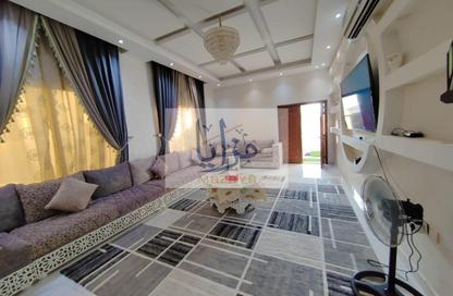 Villa - 5 Bedrooms - 7 Bathrooms for sale in Al Mowaihat 1 - Al Mowaihat - Ajman