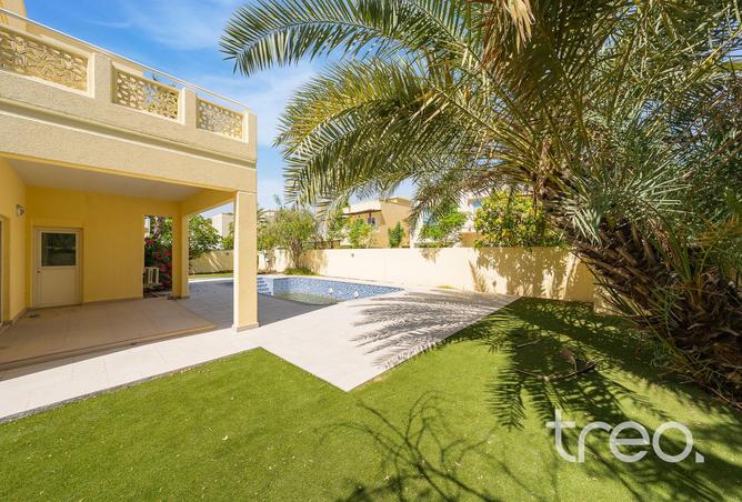 103677455 - Property Main Image