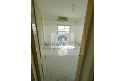 Apartment - 1 Bedroom - 1 Bathroom for rent in Budaniq - Al Qasimia - Sharjah