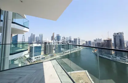 Apartment - 1 Bedroom - 1 Bathroom for sale in Peninsula Three - Peninsula - Business Bay - Dubai