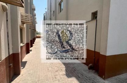 Labor Camp - Studio - 7+ Bathrooms for rent in Ali Mousa Building - Al Sajaa Industrial - Al Sajaa - Sharjah