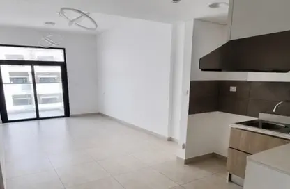 Apartment - 1 Bathroom for rent in La Perla Blanca - District 15 - Jumeirah Village Circle - Dubai