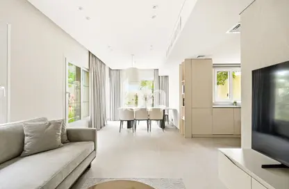 Villa - 3 Bedrooms - 3 Bathrooms for sale in Springs 3 - The Springs - Dubai