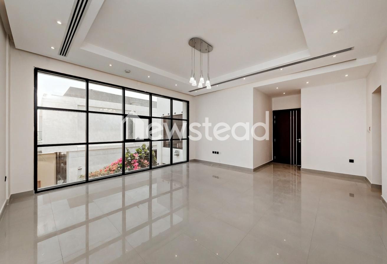 Perfect Family Home | Custom Villa | 5 Bed photo 11