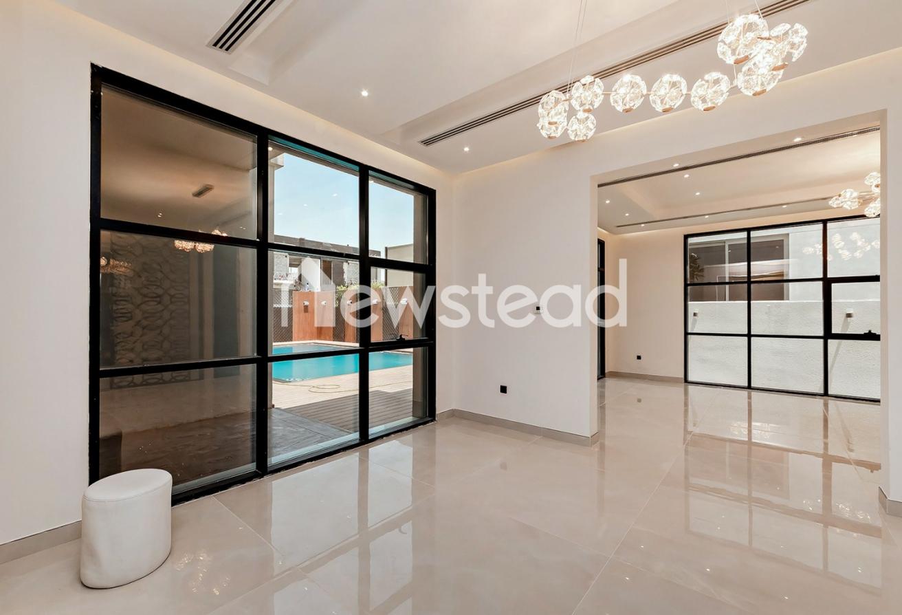 Perfect Family Home | Custom Villa | 5 Bed photo 6
