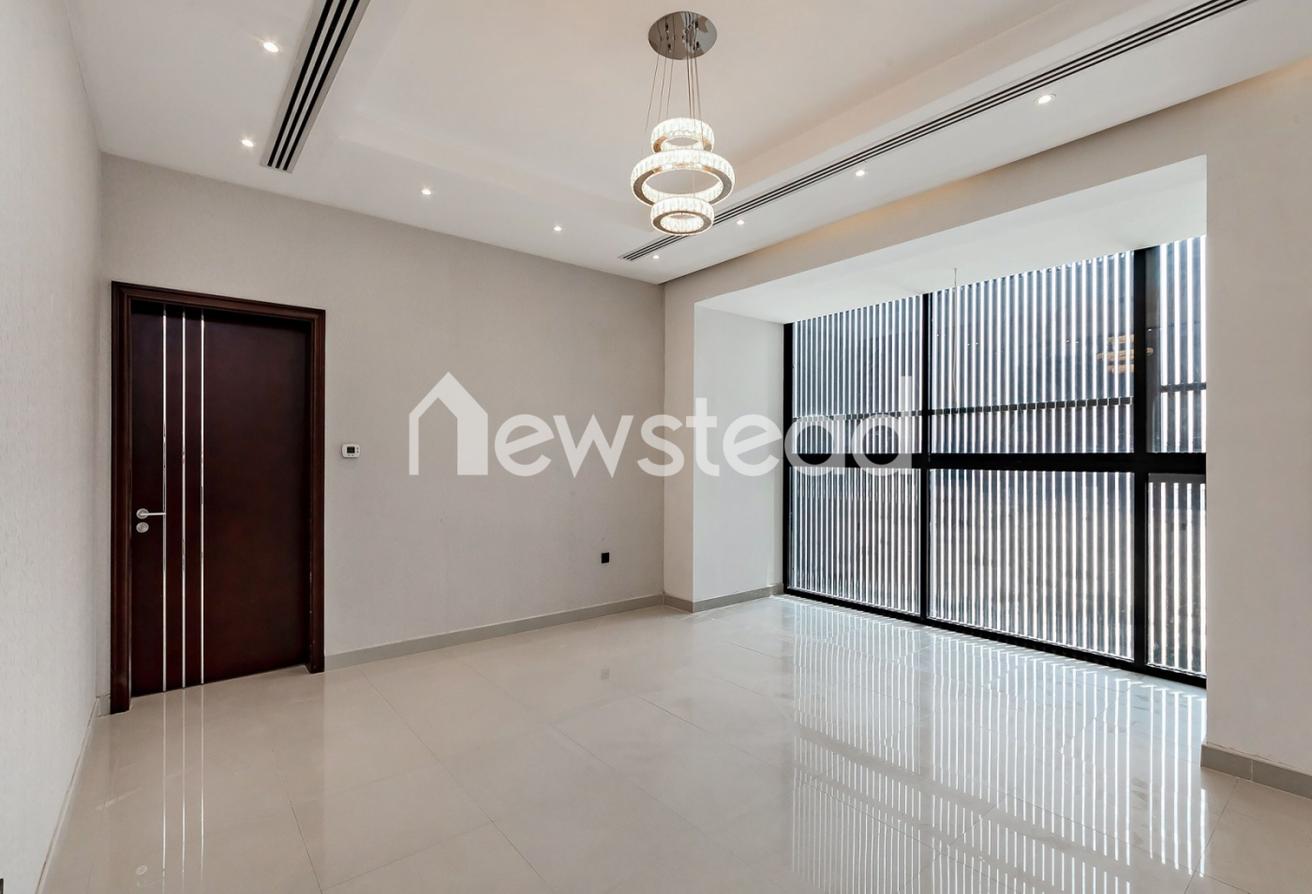 Perfect Family Home | Custom Villa | 5 Bed photo 14