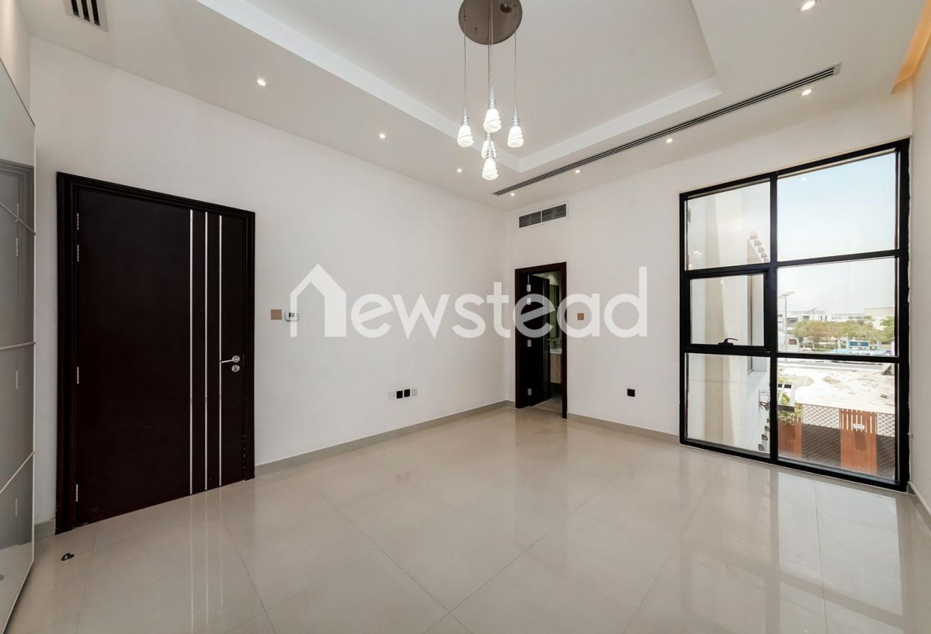 Perfect Family Home | Custom Villa | 5 Bed photo 12