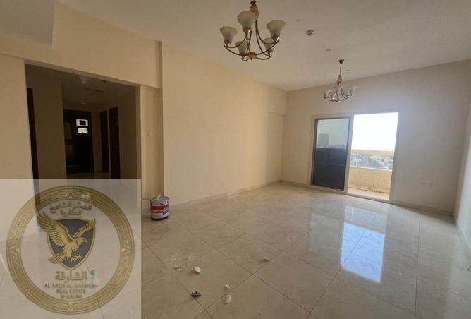 102416003 - Property Image 2
