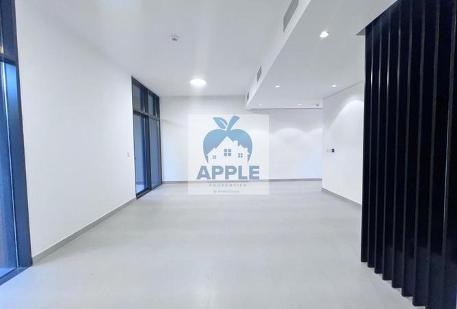 104684102 - Property Main Image