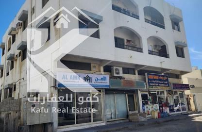 عمارة بالكامل - 8 غرف نوم - 8 حمامات للبيع في برج الكورنيش - الرميلة - عجمان عمارة بالكامل - 8 غرف نوم - 8 حمامات للبيع في برج الكورنيش - الرميلة - عجمان