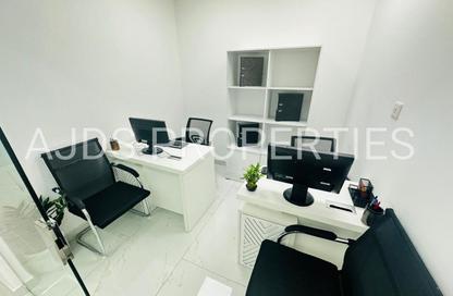 Office Space - Studio - 1 Bathroom for rent in Reem Residency - Al Karama - Dubai