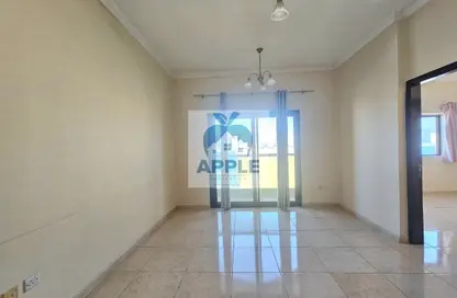 Apartment - 1 Bedroom - 2 Bathrooms for rent in Muwaileh 3 Building - Muwaileh - Sharjah